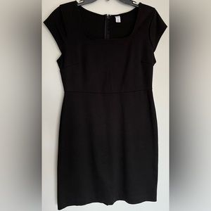 Old Navy, black dress, women’s medium petite